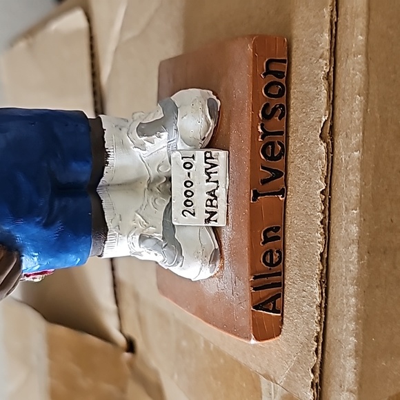 Alle Iverson bobble 7in - Picture 2 of 3